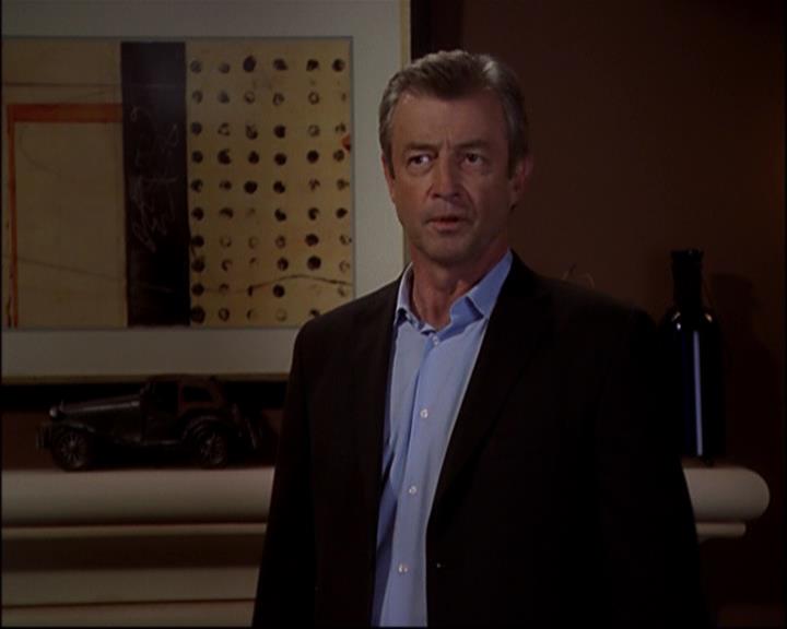 Charmed-Online_dot_net-8x01StillCharmedAndKicking2436.jpg Charmed-Online_dot_net-8x01StillCharmedAndKicking2436.jpg