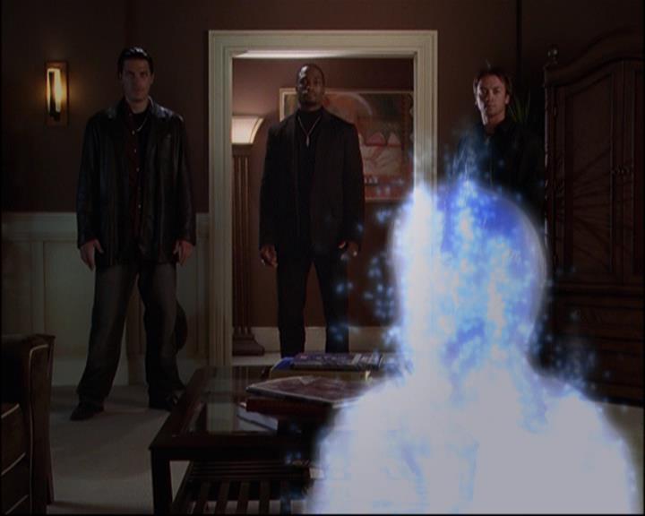 Charmed-Online_dot_net-8x01StillCharmedAndKicking2445.jpg Charmed-Online_dot_net-8x01StillCharmedAndKicking2445.jpg