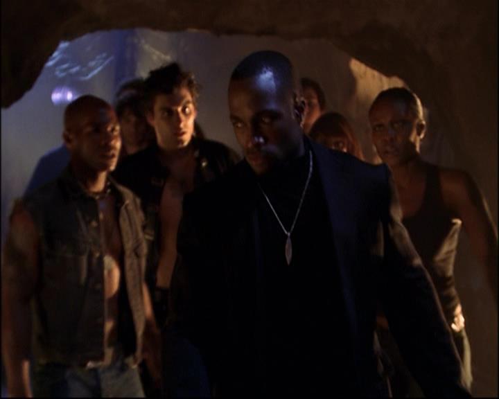 Charmed-Online_dot_net-8x01StillCharmedAndKicking2491.jpg Charmed-Online_dot_net-8x01StillCharmedAndKicking2491.jpg