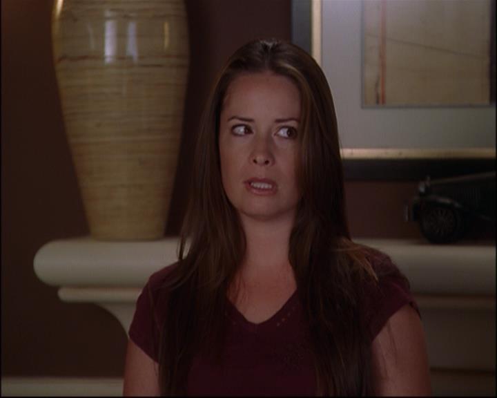 Charmed-Online_dot_net-8x01StillCharmedAndKicking2546.jpg Charmed-Online_dot_net-8x01StillCharmedAndKicking2546.jpg