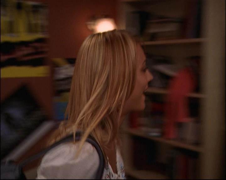 Charmed-Online_dot_net-8x01StillCharmedAndKicking2675.jpg Charmed-Online_dot_net-8x01StillCharmedAndKicking2675.jpg