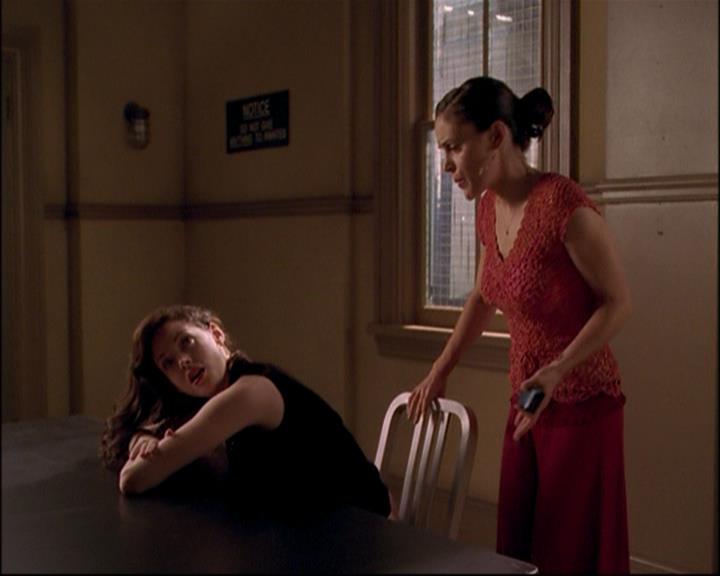 Charmed-Online-dot-net_803RunPiperRun0707.jpg Charmed-Online-dot-net_803RunPiperRun0707.jpg