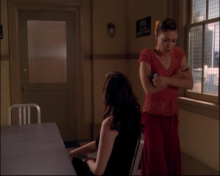 Charmed-Online-dot-net_803RunPiperRun0712.jpg Charmed-Online-dot-net_803RunPiperRun0712.jpg