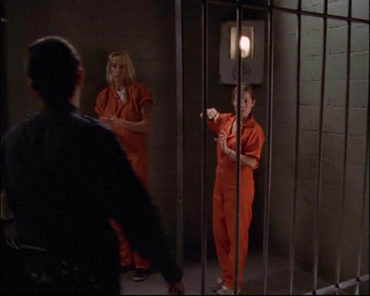 Charmed-Online-dot-net_803RunPiperRun0995.jpg Charmed-Online-dot-net_803RunPiperRun0995.jpg