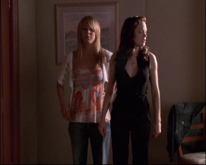 Charmed-Online-dot-net_803RunPiperRun1242.jpg