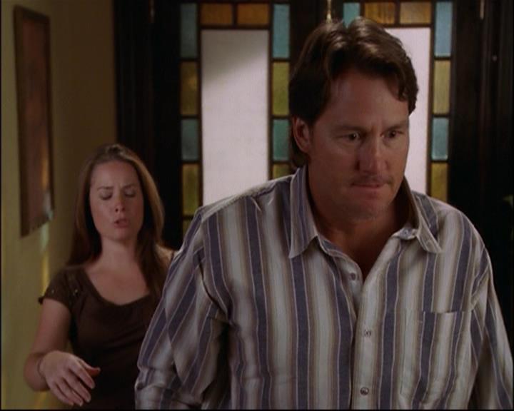 Charmed-Online-dot-net_803RunPiperRun1516.jpg Charmed-Online-dot-net_803RunPiperRun1516.jpg