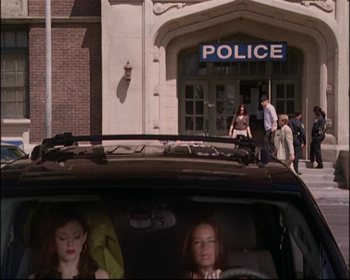 Charmed-Online-dot-net_803RunPiperRun1605.jpg Charmed-Online-dot-net_803RunPiperRun1605.jpg