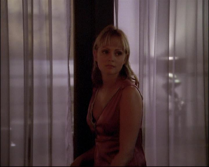 Charmed-Online-dot-net_803RunPiperRun1995.jpg Charmed-Online-dot-net_803RunPiperRun1995.jpg