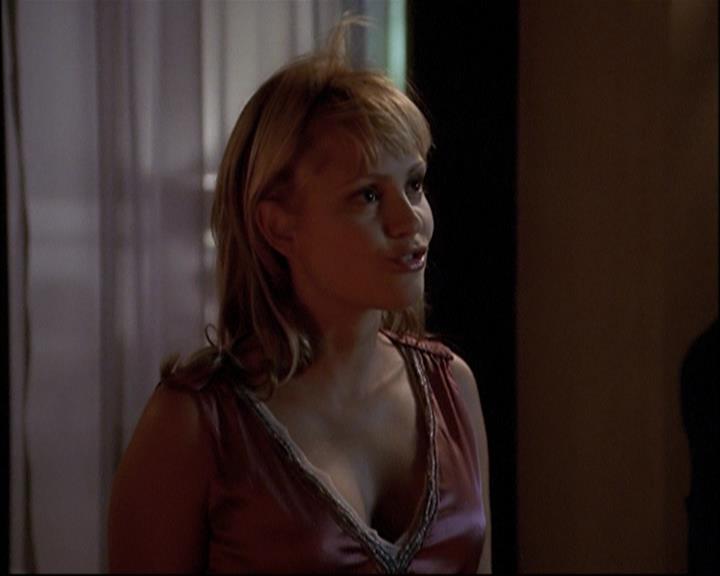 Charmed-Online-dot-net_803RunPiperRun1999.jpg Charmed-Online-dot-net_803RunPiperRun1999.jpg