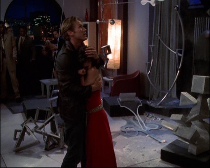 Charmed-Online-dot-net_803RunPiperRun2150.jpg Charmed-Online-dot-net_803RunPiperRun2150.jpg