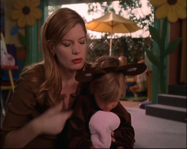 Charmed-Online-dot-net_804DesperateHousewitches1287.jpg Charmed-Online-dot-net_804DesperateHousewitches1287.jpg