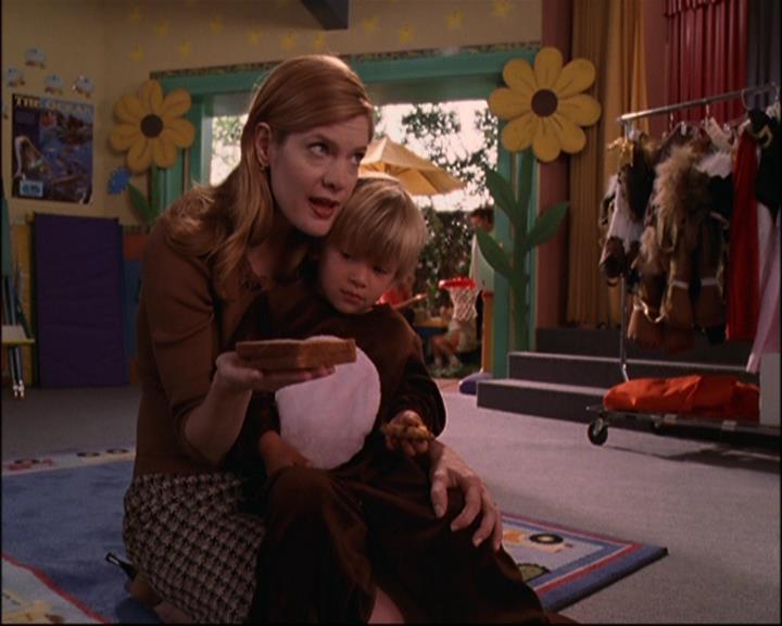 Charmed-Online-dot-net_804DesperateHousewitches1308.jpg Charmed-Online-dot-net_804DesperateHousewitches1308.jpg