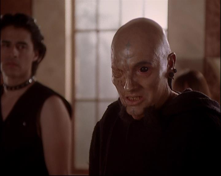 Charmed-Online-dot-net_804DesperateHousewitches1950.jpg Charmed-Online-dot-net_804DesperateHousewitches1950.jpg