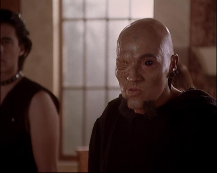 Charmed-Online-dot-net_804DesperateHousewitches1953.jpg Charmed-Online-dot-net_804DesperateHousewitches1953.jpg