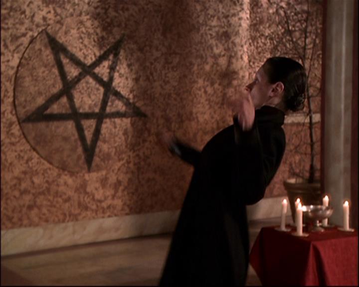 Charmed-Online-dot-net_804DesperateHousewitches2038.jpg