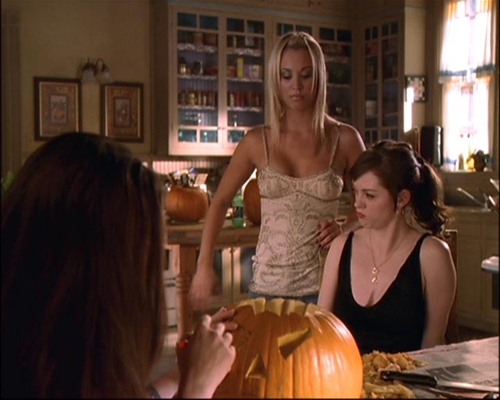 Charmed-Online-dot-net_806KillBillieVol1-0124.jpg Charmed-Online-dot-net_806KillBillieVol1-0124.jpg