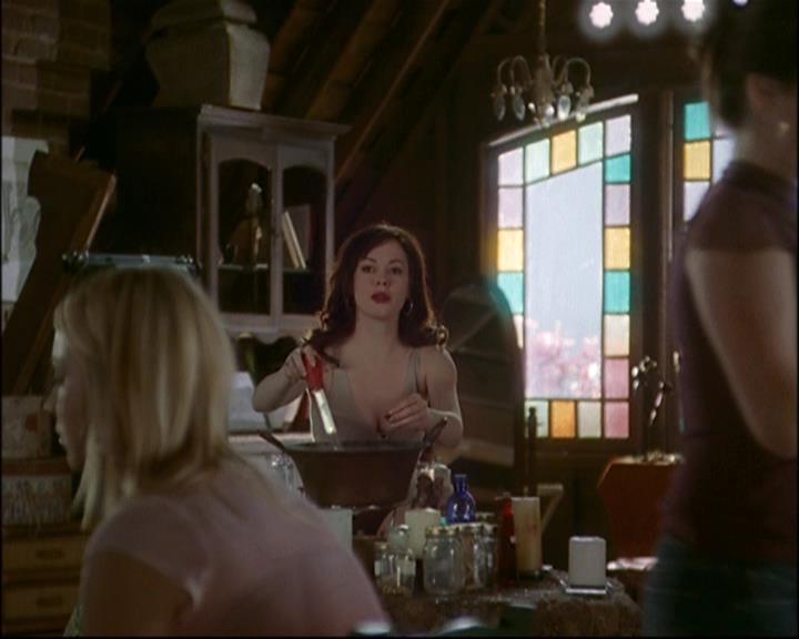 Charmed-Online-dot-net_806KillBillieVol1-1938.jpg