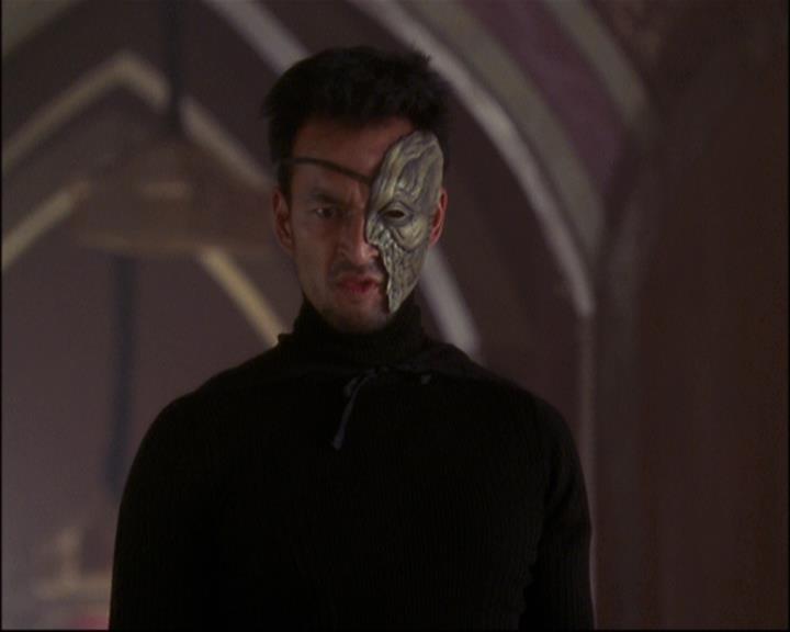 Charmed-Online-dot-net_806KillBillieVol1-2060.jpg Charmed-Online-dot-net_806KillBillieVol1-2060.jpg