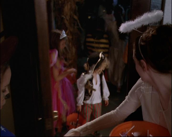 Charmed-Online-dot-net_806KillBillieVol1-2248.jpg Charmed-Online-dot-net_806KillBillieVol1-2248.jpg