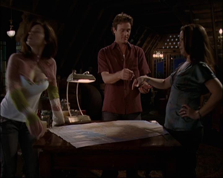 Charmed-Online-dot-net_807TheLostPictureShow1840.jpg