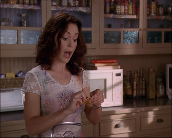 Charmed-Online-dot-net_808BattleOfTheHexes0076.jpg Charmed-Online-dot-net_808BattleOfTheHexes0076.jpg