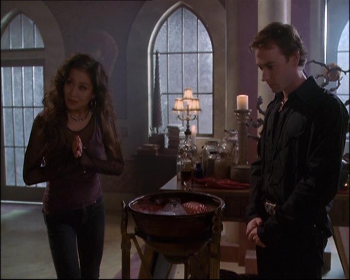 Charmed-Online-dot-net_808BattleOfTheHexes0245.jpg Charmed-Online-dot-net_808BattleOfTheHexes0245.jpg