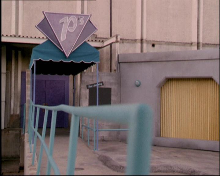 Charmed-Online-dot-net_808BattleOfTheHexes0370.jpg Charmed-Online-dot-net_808BattleOfTheHexes0370.jpg