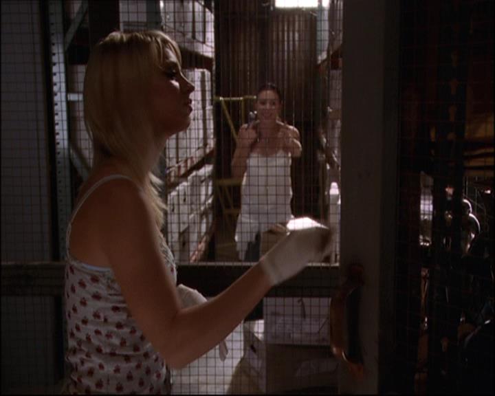 Charmed-Online-dot-net_808BattleOfTheHexes0595.jpg Charmed-Online-dot-net_808BattleOfTheHexes0595.jpg