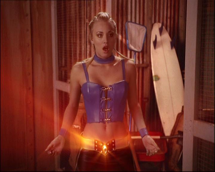 Charmed-Online-dot-net_808BattleOfTheHexes0657.jpg Charmed-Online-dot-net_808BattleOfTheHexes0657.jpg