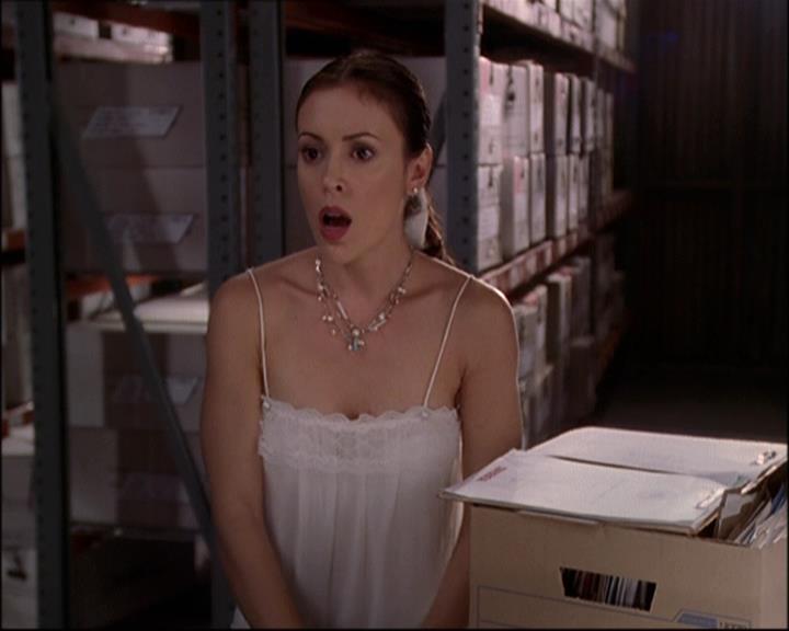 Charmed-Online-dot-net_808BattleOfTheHexes0659.jpg Charmed-Online-dot-net_808BattleOfTheHexes0659.jpg