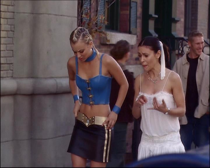 Charmed-Online-dot-net_808BattleOfTheHexes0692.jpg Charmed-Online-dot-net_808BattleOfTheHexes0692.jpg