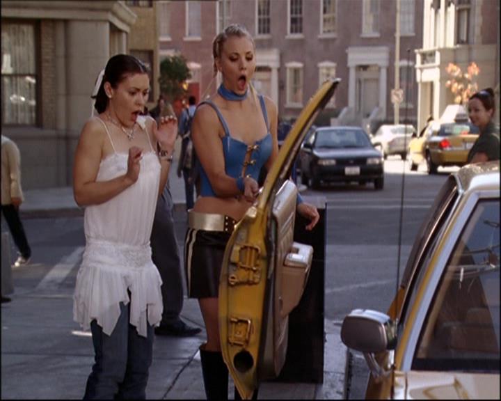 Charmed-Online-dot-net_808BattleOfTheHexes0722.jpg Charmed-Online-dot-net_808BattleOfTheHexes0722.jpg