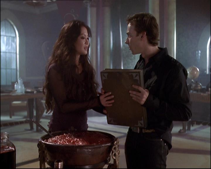 Charmed-Online-dot-net_808BattleOfTheHexes0754.jpg Charmed-Online-dot-net_808BattleOfTheHexes0754.jpg