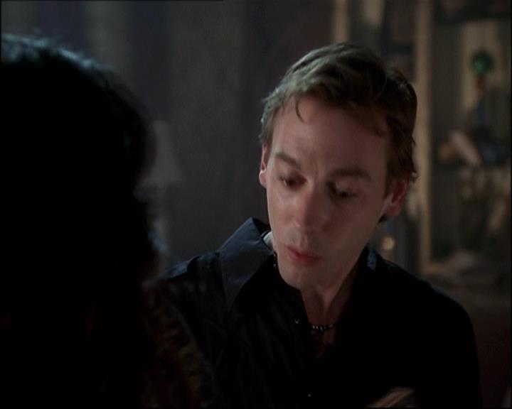 Charmed-Online-dot-net_808BattleOfTheHexes0768.jpg Charmed-Online-dot-net_808BattleOfTheHexes0768.jpg