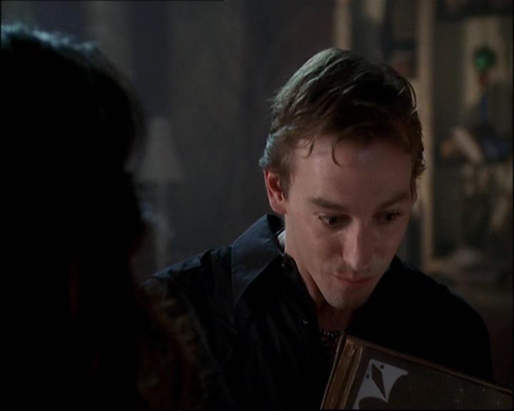 Charmed-Online-dot-net_808BattleOfTheHexes0772.jpg Charmed-Online-dot-net_808BattleOfTheHexes0772.jpg