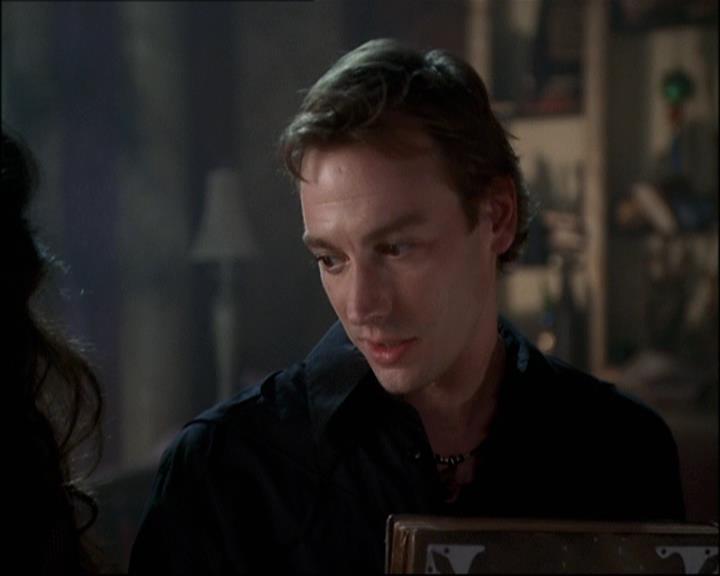 Charmed-Online-dot-net_808BattleOfTheHexes0776.jpg Charmed-Online-dot-net_808BattleOfTheHexes0776.jpg