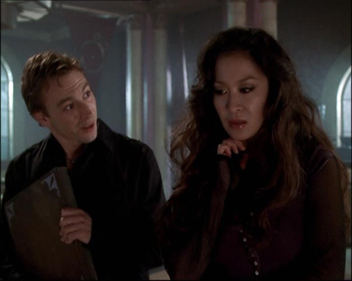 Charmed-Online-dot-net_808BattleOfTheHexes0779.jpg Charmed-Online-dot-net_808BattleOfTheHexes0779.jpg