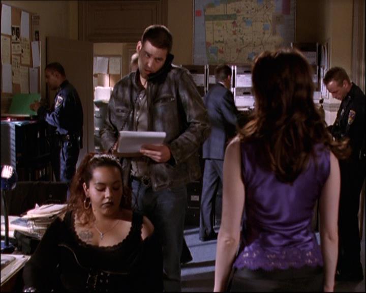 Charmed-Online-dot-net_808BattleOfTheHexes0794.jpg Charmed-Online-dot-net_808BattleOfTheHexes0794.jpg