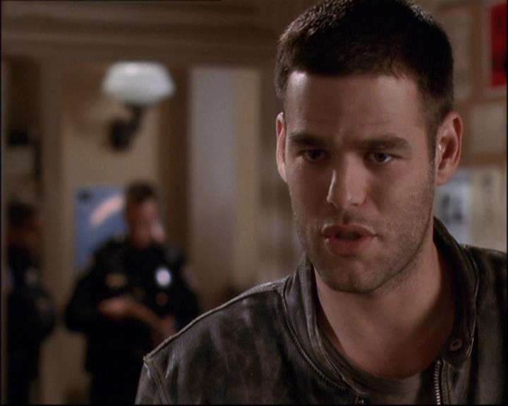 Charmed-Online-dot-net_808BattleOfTheHexes0821.jpg Charmed-Online-dot-net_808BattleOfTheHexes0821.jpg