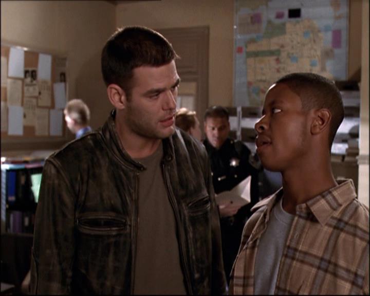 Charmed-Online-dot-net_808BattleOfTheHexes0842.jpg Charmed-Online-dot-net_808BattleOfTheHexes0842.jpg