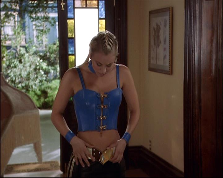 Charmed-Online-dot-net_808BattleOfTheHexes1187.jpg Charmed-Online-dot-net_808BattleOfTheHexes1187.jpg