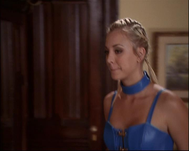 Charmed-Online-dot-net_808BattleOfTheHexes1222.jpg Charmed-Online-dot-net_808BattleOfTheHexes1222.jpg