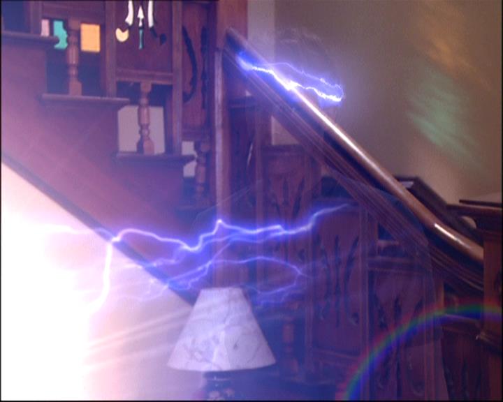 Charmed-Online-dot-net_808BattleOfTheHexes1235.jpg Charmed-Online-dot-net_808BattleOfTheHexes1235.jpg