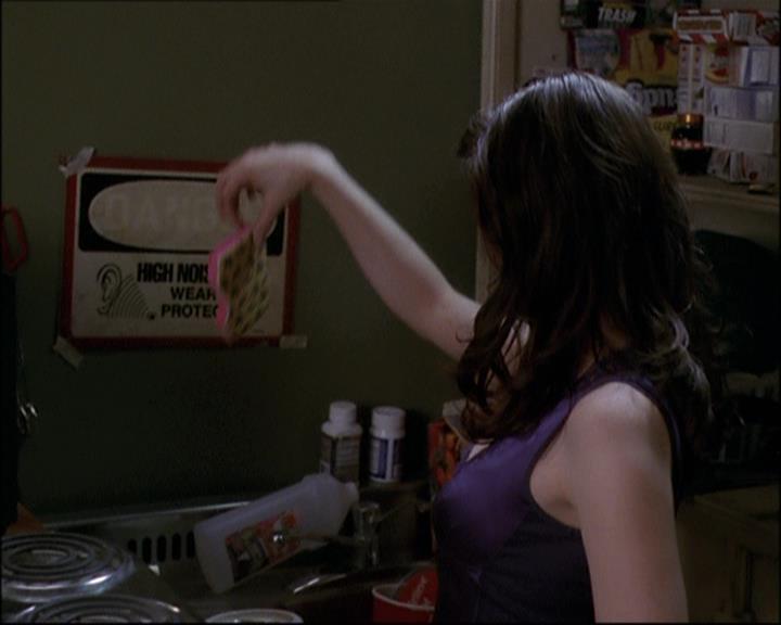 Charmed-Online-dot-net_808BattleOfTheHexes1301.jpg Charmed-Online-dot-net_808BattleOfTheHexes1301.jpg