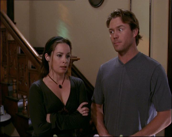 Charmed-Online-dot-net_808BattleOfTheHexes1513.jpg Charmed-Online-dot-net_808BattleOfTheHexes1513.jpg