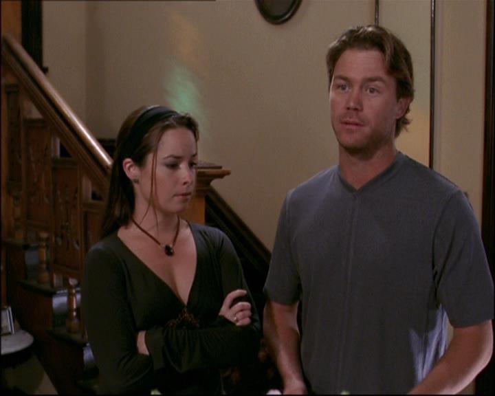 Charmed-Online-dot-net_808BattleOfTheHexes1516.jpg Charmed-Online-dot-net_808BattleOfTheHexes1516.jpg