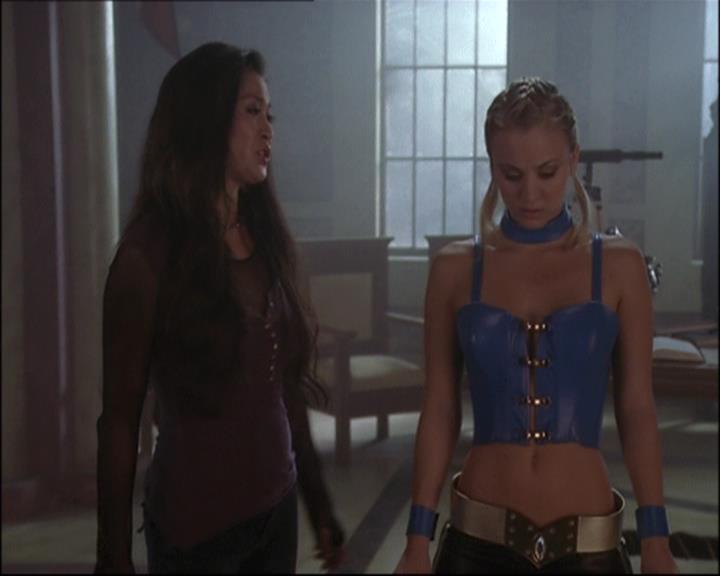 Charmed-Online-dot-net_808BattleOfTheHexes1559.jpg Charmed-Online-dot-net_808BattleOfTheHexes1559.jpg