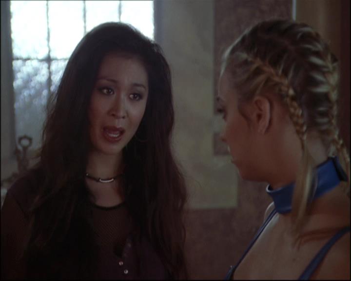 Charmed-Online-dot-net_808BattleOfTheHexes1566.jpg Charmed-Online-dot-net_808BattleOfTheHexes1566.jpg