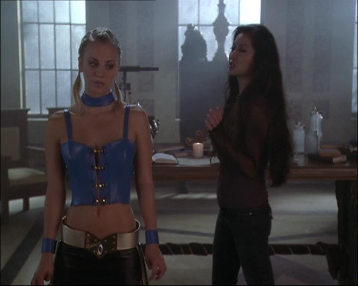 Charmed-Online-dot-net_808BattleOfTheHexes1578.jpg Charmed-Online-dot-net_808BattleOfTheHexes1578.jpg