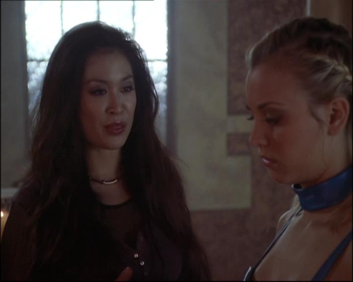 Charmed-Online-dot-net_808BattleOfTheHexes1604.jpg